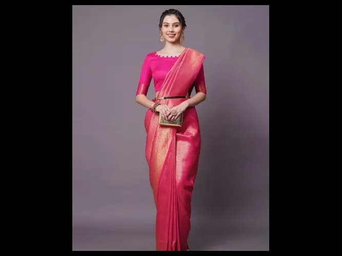 Women Pink Woven Design Silk Blend Saree