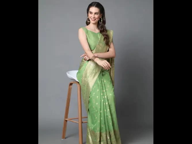 Green Silk Blend Ethnic Motifs Woven Designed Banarasi Saree