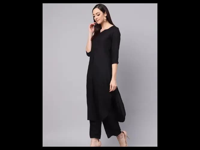Women Black Solid Kurta with Palazzos (3)