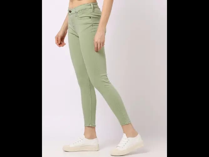 Skinny Fit Mid-Rise Jeans (5)
