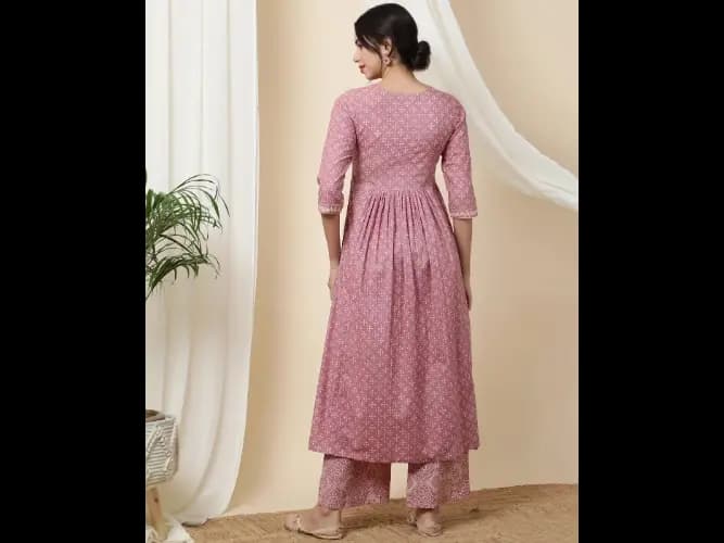 Women Printed Straight Kurta Set (3)