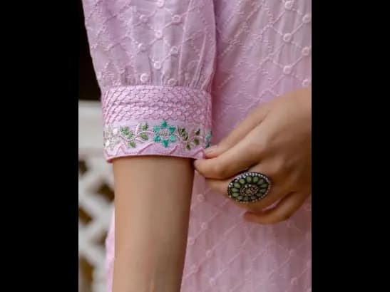 Embroidered Straight Kurta Set (4)