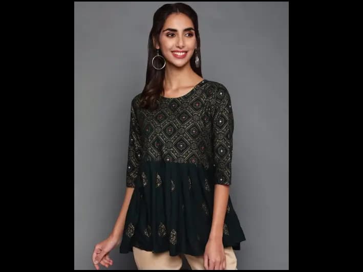 Floral Print Round-Neck A-Line Tunics