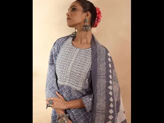 Floral Printed Pure Cotton Straight Kurta with Trousers & Dupatta (2)