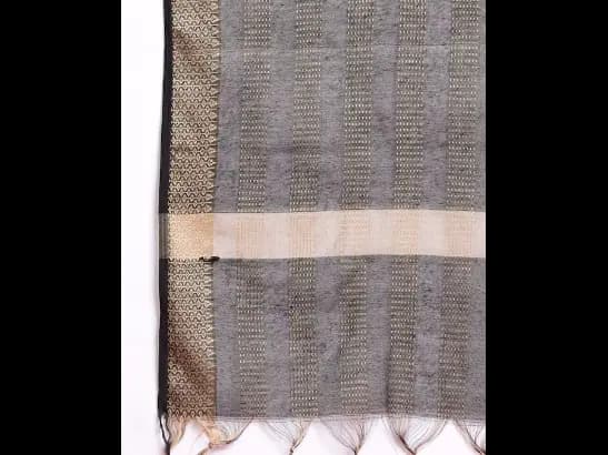 Embroidered Regular Thread Work Kurta with Palazzos & Dupatta (4)