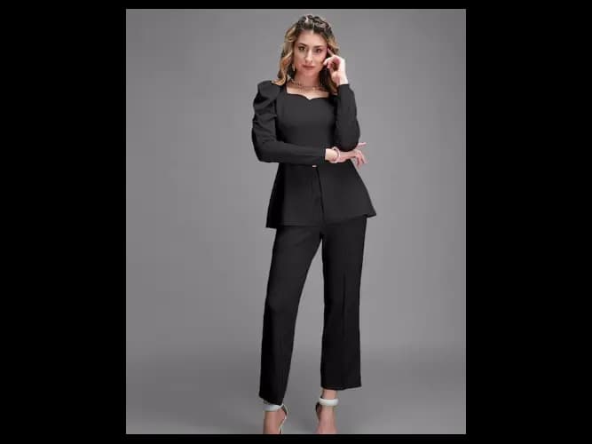 Sweetheart Neck Top With Trousers (2)
