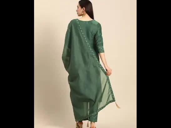 Women Green Floral Printed Regular Kurta with Trousers & With Dupatta (6)