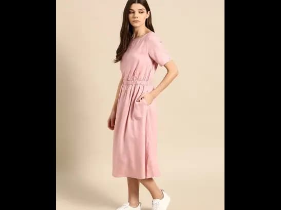 Women Pink Solid A-Line Dress