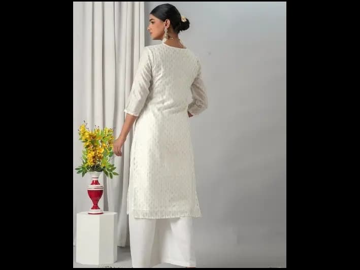 Ethnic Motifs Printed Kurta with Palazzos (4)
