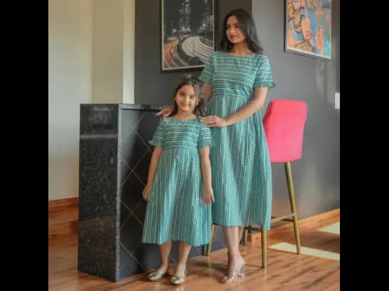DABU GREEN ZIGZAG MOM AND DAUGHTER DRESSES