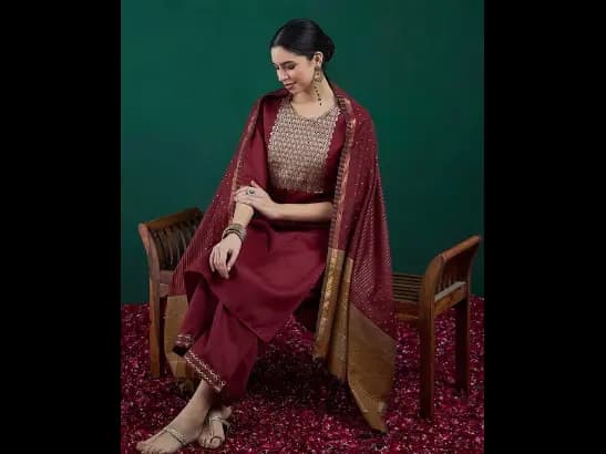 Floral Yoke Design Zari Pure Cotton Kurta With Trousers & Dupatta