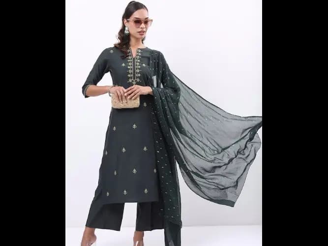 Floral Embroidered Thread Work Kurta with Palazzos & With Dupatta