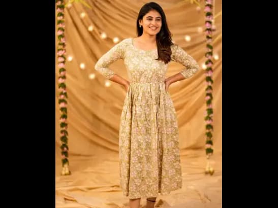 Indo Western Kurti with Elastic in Sleeve & Waist