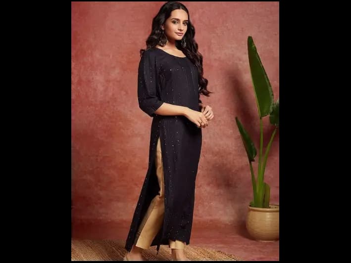 Striped Sequinned Straight Kurta (4)