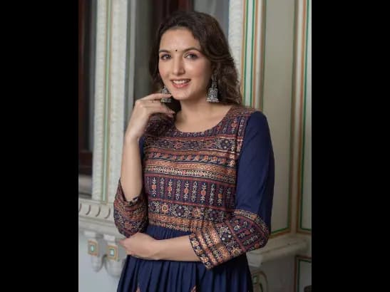Women Printed Anarkali Kurta (3)