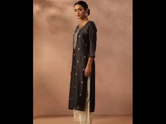 Grey Ethnic Motifs Embroidered Sequinned Kurta (2)
