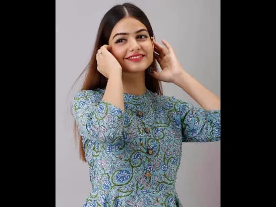 Floral Printed Fit And Flare Dress (3)