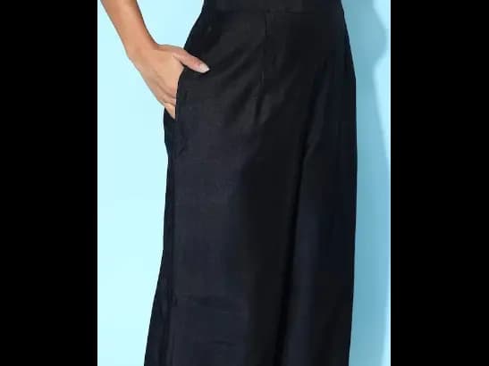 Black embroidered Kurta with Trousers with dupatta (4)