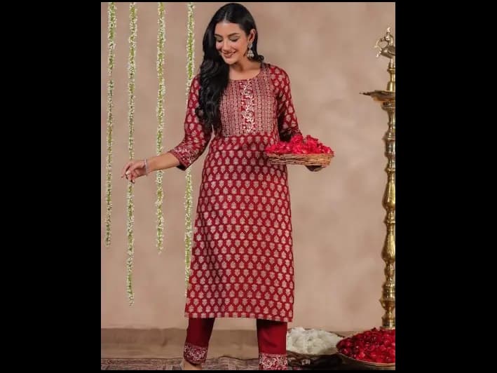 Ethnic Motifs Printed Kurta With Trousers & Dupatta (3)