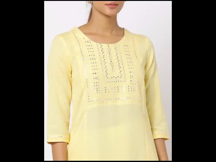 Mirror Embellished Yoke Straight Kurta (2)