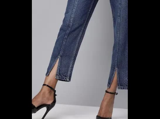 Blue Regular Fit High-Rise Clean Look Panelled Cropped Jeans (3)
