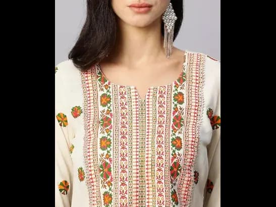 Ethnic Motifs Printed Kurta With Trousers & Dupatta (3)