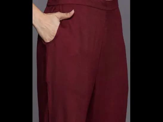 Women Floral Yoke Embroidered Pashmina Tunic with Trousers (4)