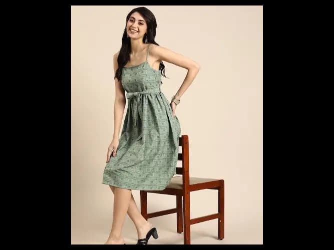 Shoulder Straps Checked A-Line Dress With Tie Up Detailing (2)