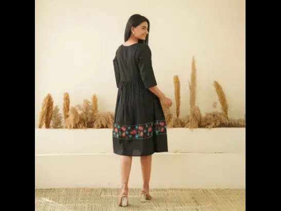 FLORAL EMBROIDERY ON BLACK RAYON DRESS WITH POCKETS (3)