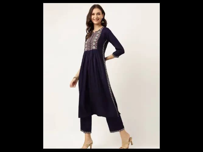Embroidered Straight Kurta & Pants Set (5)