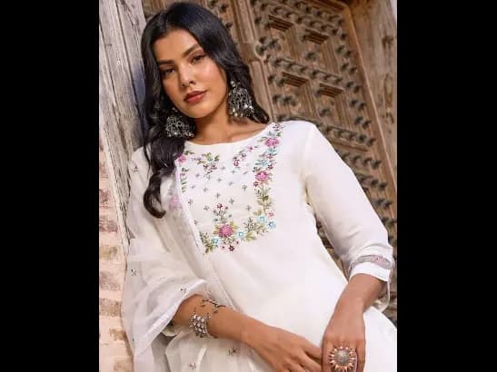 Floral Yoke Design Thread Work Chanderi Cotton Kurta With Trouser & Dupatta (2)