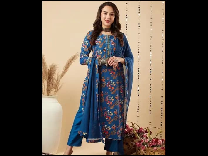 Floral Printed Regular Mirror Work Kurta with Trousers & Dupatta