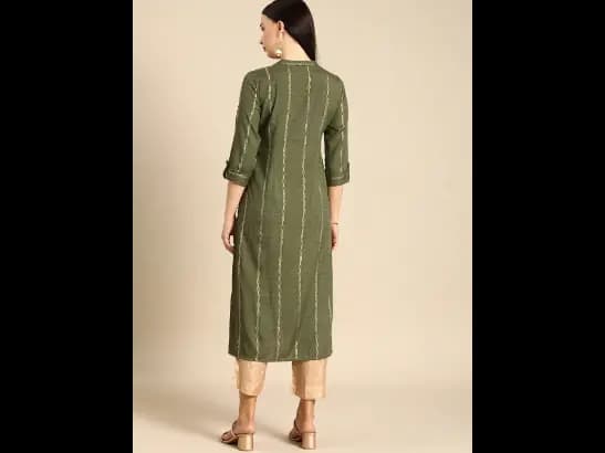 Olive Green & Gold-toned Geometric Foil Printed Kurta (4)