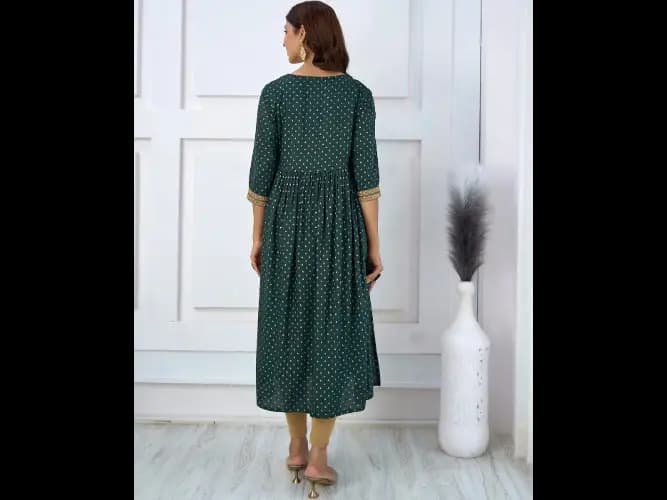 Embroidered Round-Neck A-Line Kurta (2)