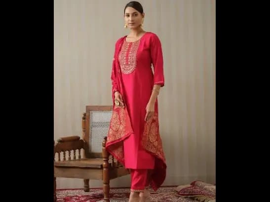 Ethnic Motifs Straight Kurta & Trousers With Dupatta (5)