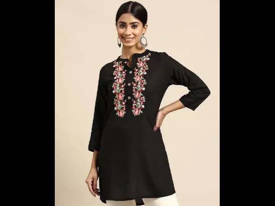 Floral Yoke Design Kurti (2)