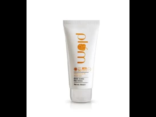 PLUM CHAMOMILE & WHITE TEA SHEER MATTE DAY CREAM SPF 50 PA+++ 60ML