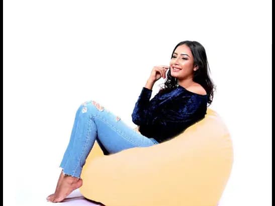 Classic Medium Leather Beanbags (4)