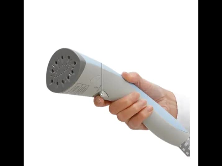 PANASONIC GARMENT STEAMER Ni-GSE050 - Power 1500-1800 W and Water Tank Capacity 2 L (2)