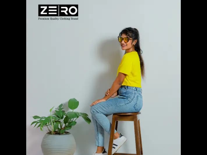 Short Sleeve Comfort Fit Crop Top - Yellow (2)