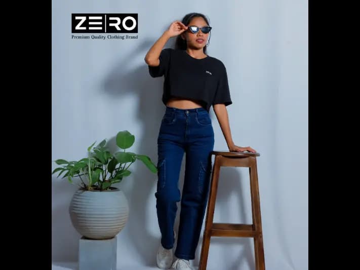 Oversized Crop Top - Black