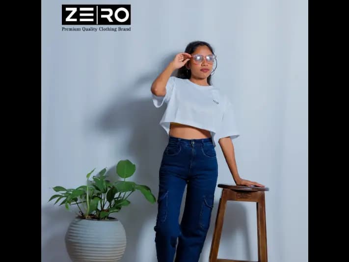 Oversized Crop Top - White