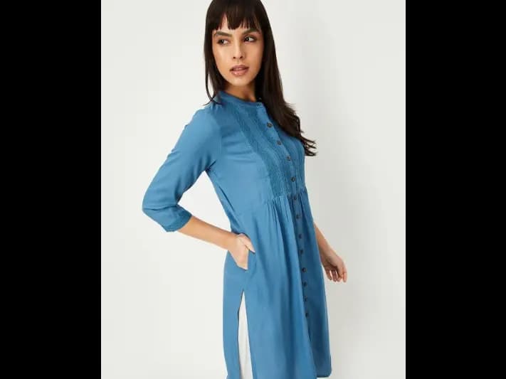 Geometric Woven Design Mandarin Collar Thread Work Kurta (3)