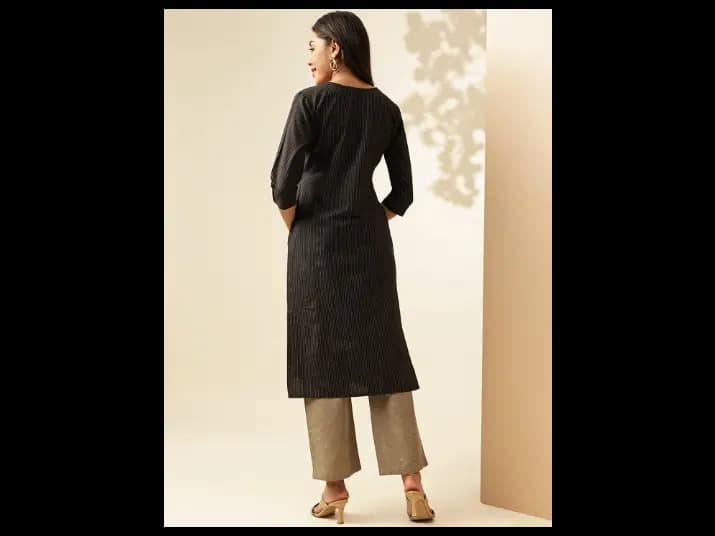 Black Floral Embroidered Thread Work Pure Cotton Straight Kurta With Palazzo (5)