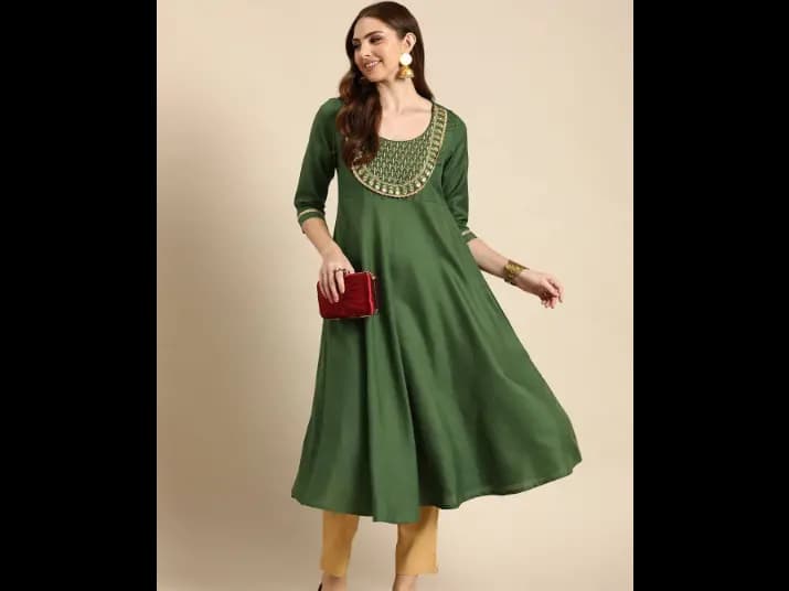 Ethnic Motifs Yoke Design Thread Work A-Line Kurta (2)