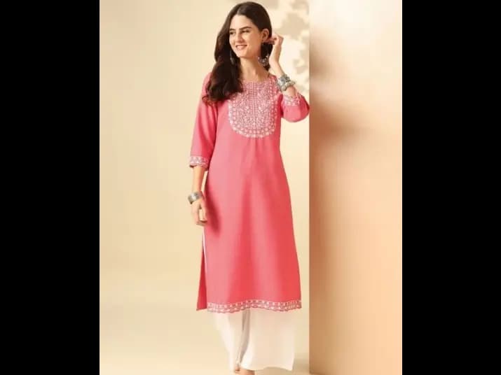 Floral Embroidered Thread Work Dobby A-Line Kurta (2)