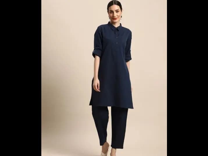 Blue Solid Straight Kurta with Trousers