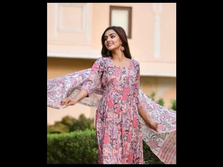 Ethnic Set Pink Kalamkari Printed Anarkali Kurta Set with Dupatta (3)