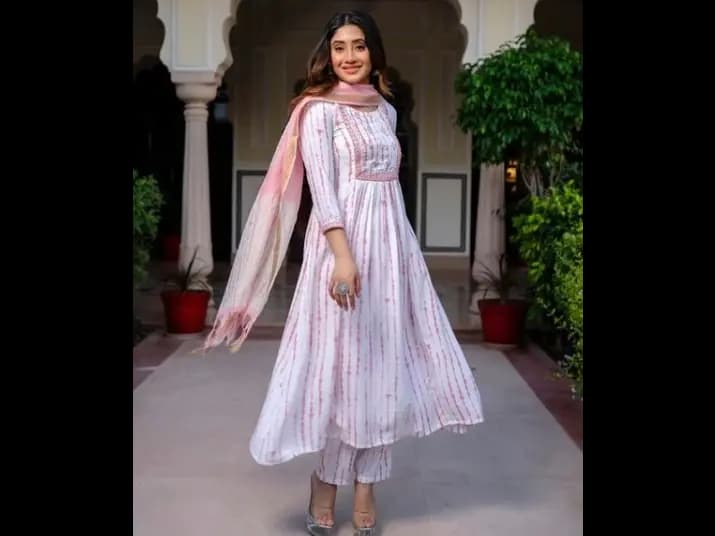 Printed Flared Kurta and Pant set with Dupatta