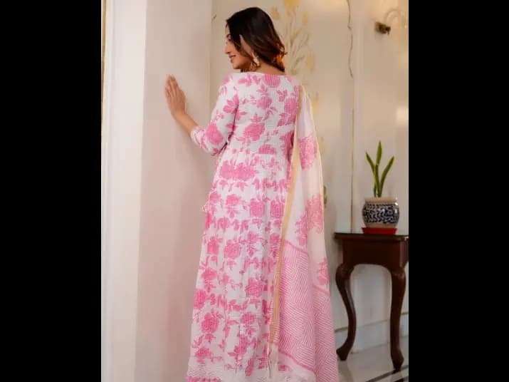 Ethnic Set Women Embroidered Anarkali Kurta and Pant Set with Dupatta (4)